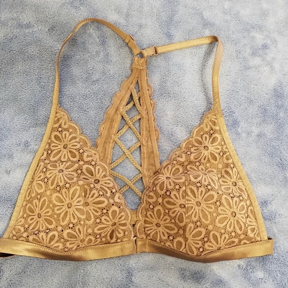♥️ Victorias Secret lace bra size large - Picture 2 of 6